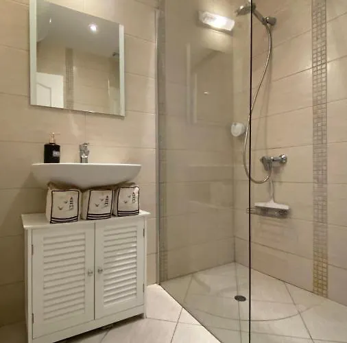 Apartello Modern - Balkan Breeze 7 *